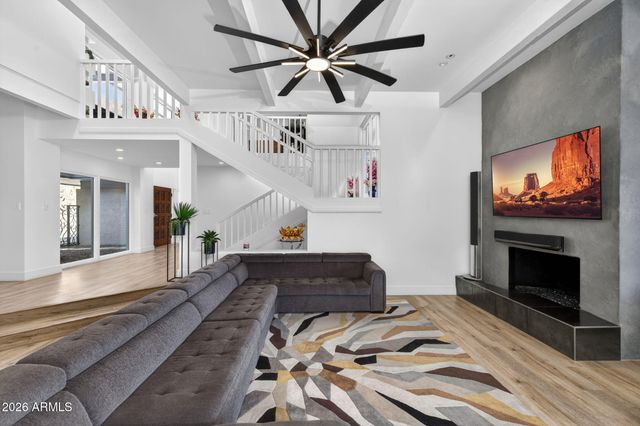 3500 E LINCOLN Drive 22, Phoenix, AZ 85018