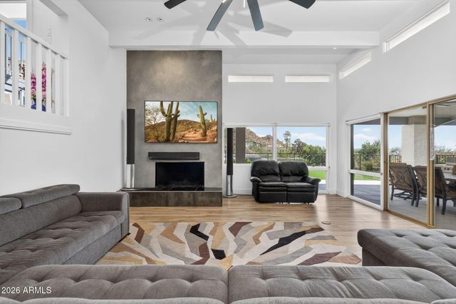 3500 E LINCOLN Drive 22, Phoenix, AZ 85018