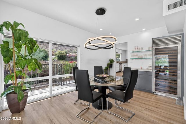 3500 E LINCOLN Drive 22, Phoenix, AZ 85018