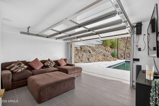 3500 E LINCOLN Drive 22, Phoenix, AZ 85018