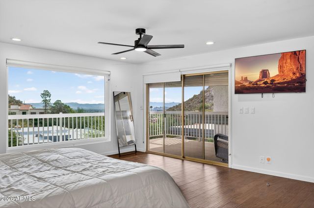 3500 E LINCOLN Drive 22, Phoenix, AZ 85018