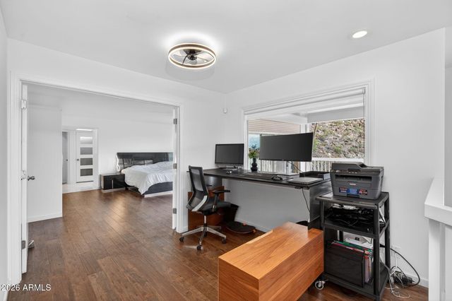 3500 E LINCOLN Drive 22, Phoenix, AZ 85018