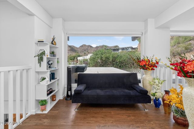 3500 E LINCOLN Drive 22, Phoenix, AZ 85018