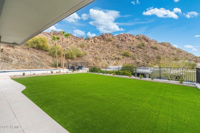 3500 E LINCOLN Drive 22, Phoenix, AZ 85018