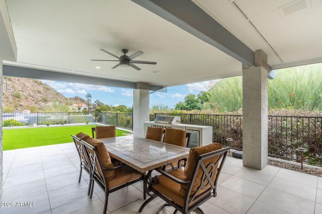 3500 E LINCOLN Drive 22, Phoenix, AZ 85018