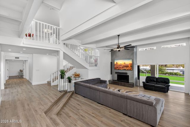 3500 E LINCOLN Drive 22, Phoenix, AZ 85018