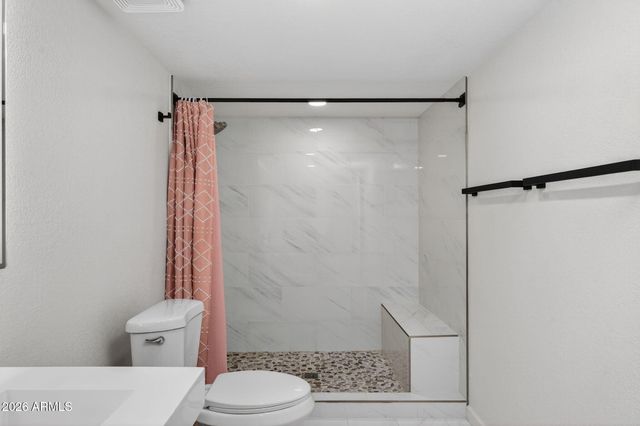 3500 E LINCOLN Drive 22, Phoenix, AZ 85018