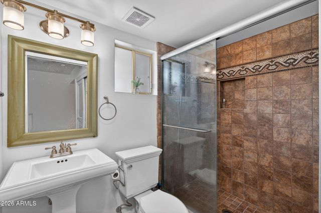 3500 E LINCOLN Drive 22, Phoenix, AZ 85018