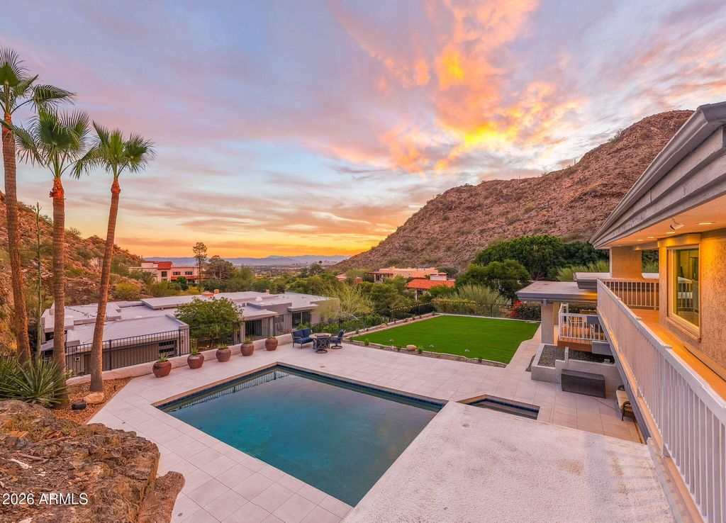 3500 E LINCOLN Drive 22, Phoenix, AZ 85018