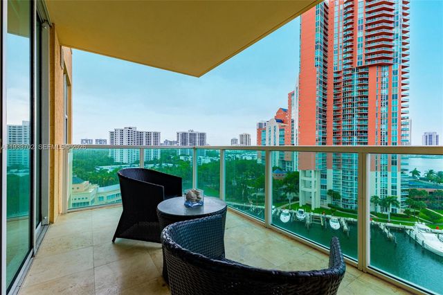 3330 NE 190th Street 1112, Aventura, FL 33180