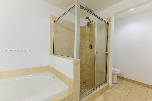 3330 NE 190th Street 1112, Aventura, FL 33180