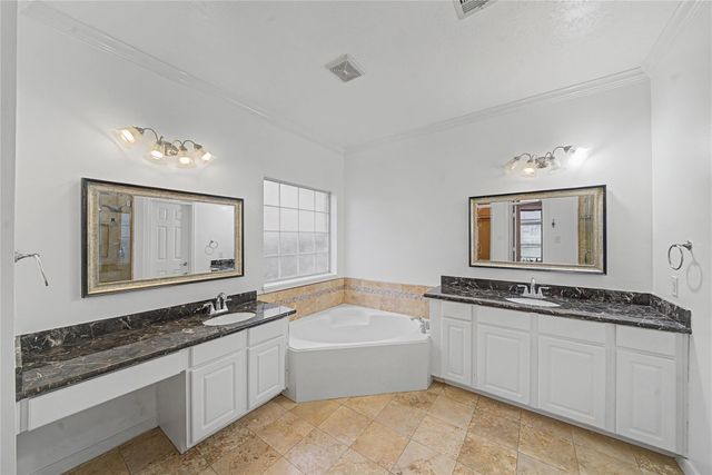 6339 Canyon Chase Drive, Richmond, TX 77469