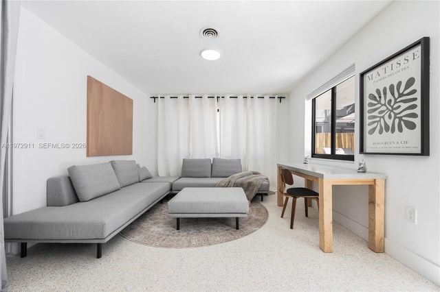 1860 SW 13th St, Miami, FL 33145