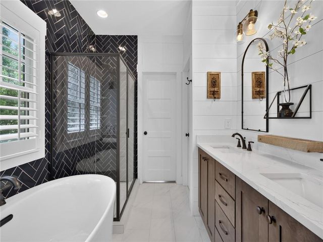 3735 Lakeside Circle, Cumming, GA 30041