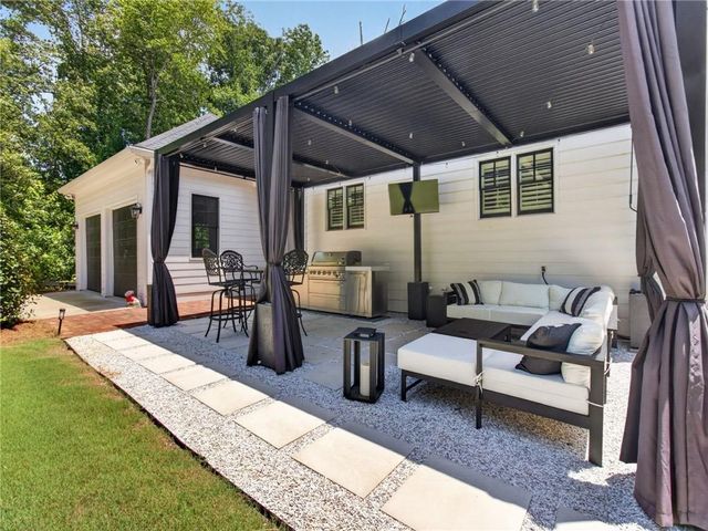 3735 Lakeside Circle, Cumming, GA 30041
