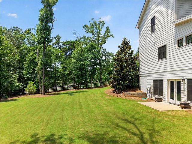 3735 Lakeside Circle, Cumming, GA 30041