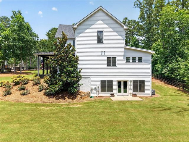 3735 Lakeside Circle, Cumming, GA 30041