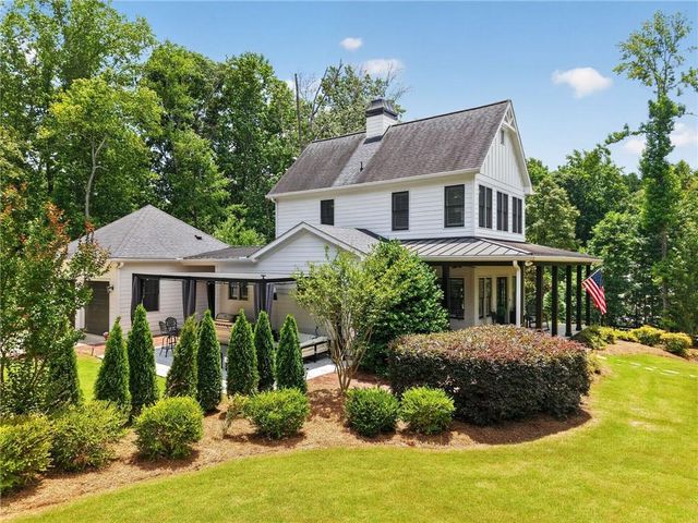 3735 Lakeside Circle, Cumming, GA 30041