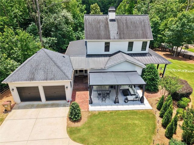 3735 Lakeside Circle, Cumming, GA 30041