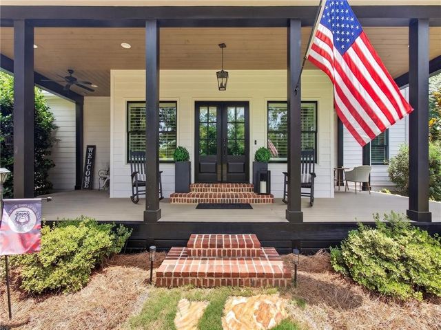 3735 Lakeside Circle, Cumming, GA 30041