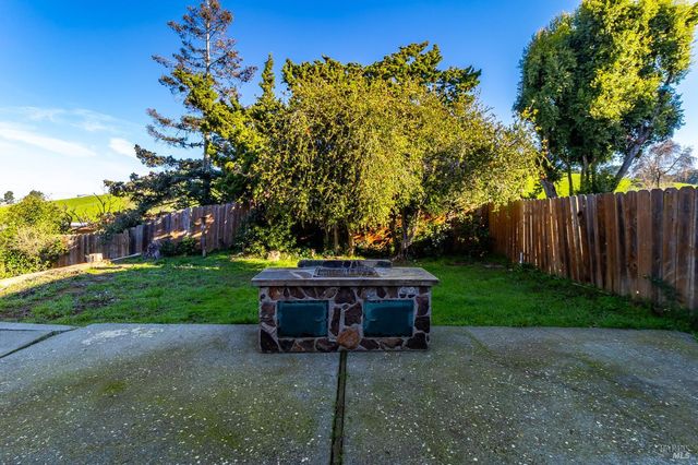 112 Palomar Ln, Vallejo, CA 94591