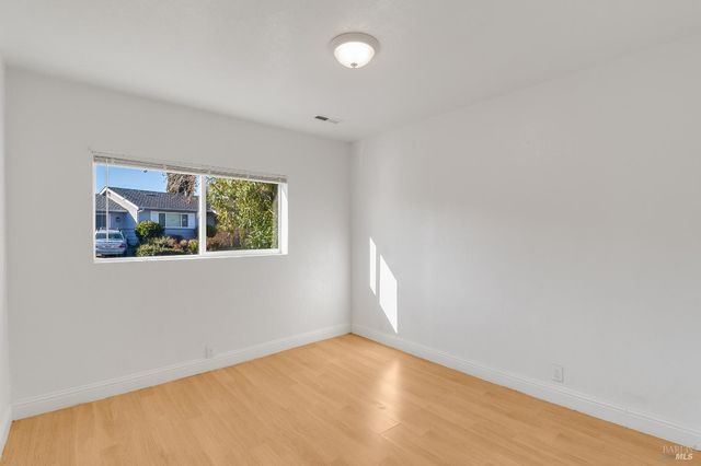 112 Palomar Ln, Vallejo, CA 94591