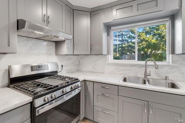 112 Palomar Ln, Vallejo, CA 94591