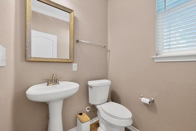 7509 Nunsland DR, Austin, TX 78744