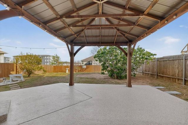 7509 Nunsland DR, Austin, TX 78744