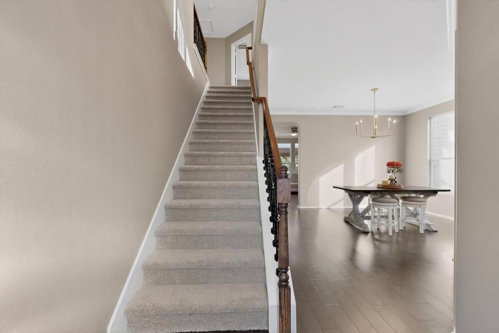 7509 Nunsland DR, Austin, TX 78744