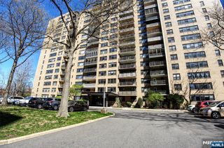 201 St Pauls Avenue 14F, Jersey City, NJ 07306
