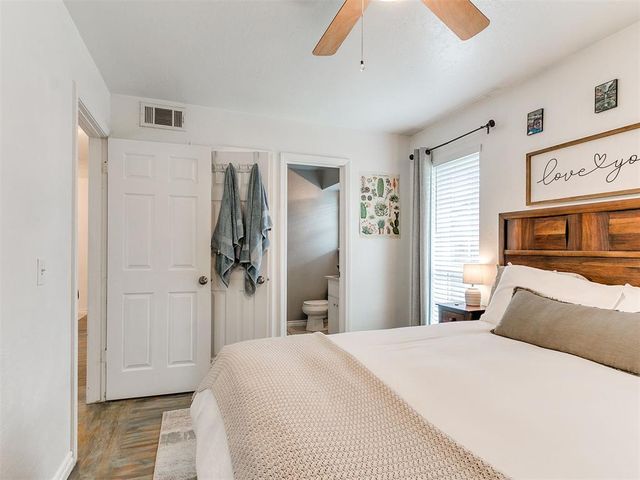 735 Sunset Drive, Edmond, OK 73003