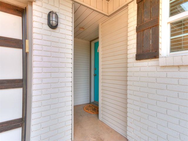 735 Sunset Drive, Edmond, OK 73003
