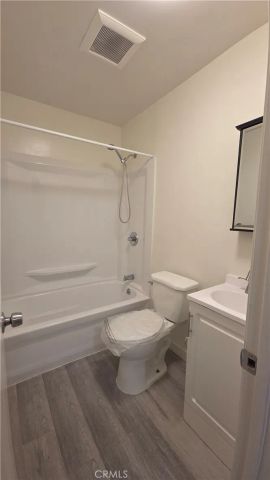 1240 S N San Gabriel Avenue 1260-07, Azusa, CA 91702