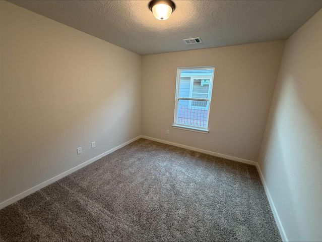 150 Overhill Drive, Huntsville, TX 77320