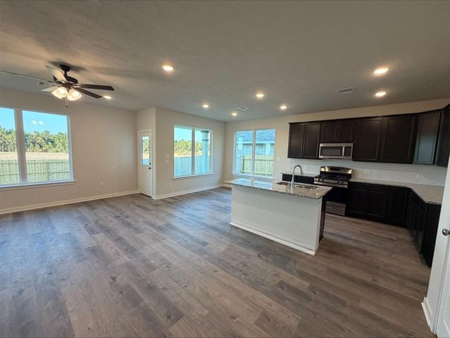 150 Overhill Drive, Huntsville, TX 77320