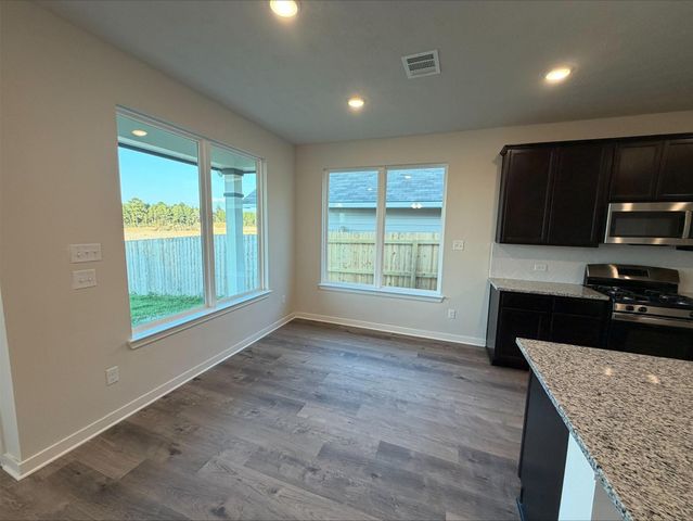 150 Overhill Drive, Huntsville, TX 77320