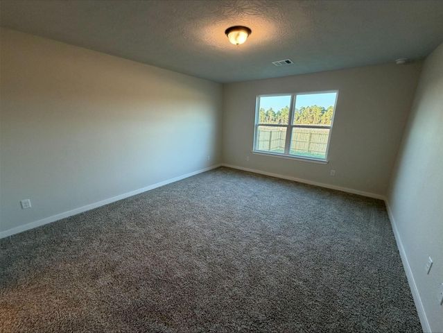 150 Overhill Drive, Huntsville, TX 77320