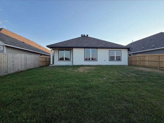 150 Overhill Drive, Huntsville, TX 77320