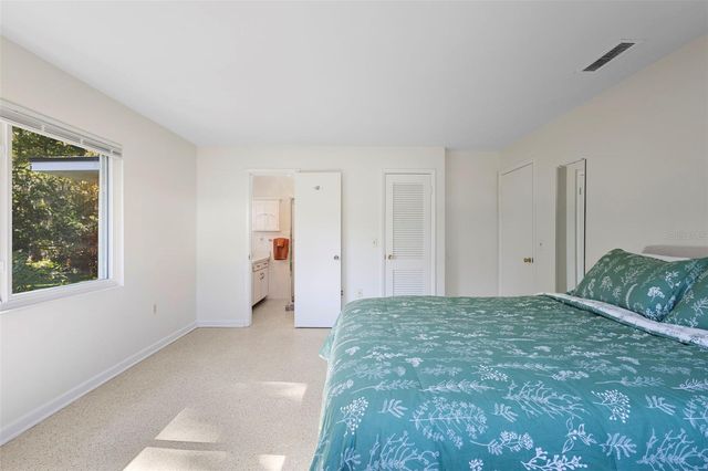 353 LAKE CRESCENT DRIVE, Debary, FL 32713