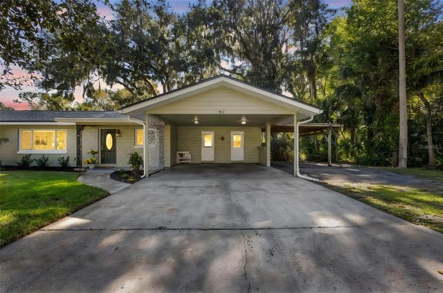 353 LAKE CRESCENT DRIVE, Debary, FL 32713