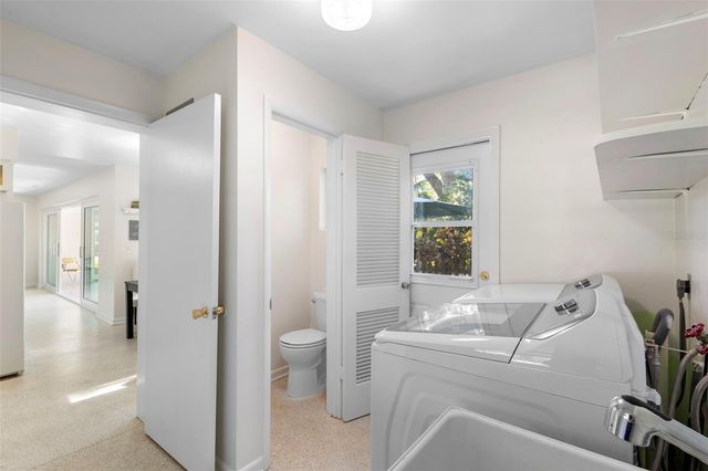 353 LAKE CRESCENT DRIVE, Debary, FL 32713