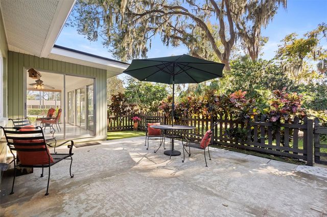 353 LAKE CRESCENT DRIVE, Debary, FL 32713