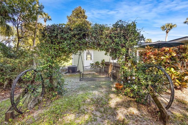 353 LAKE CRESCENT DRIVE, Debary, FL 32713