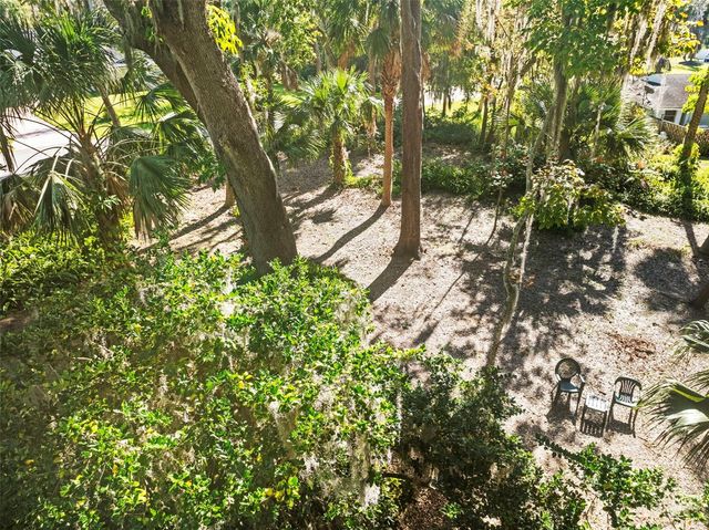 353 LAKE CRESCENT DRIVE, Debary, FL 32713