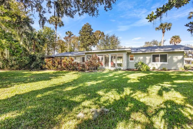 353 LAKE CRESCENT DRIVE, Debary, FL 32713