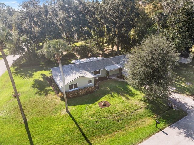 353 LAKE CRESCENT DRIVE, Debary, FL 32713