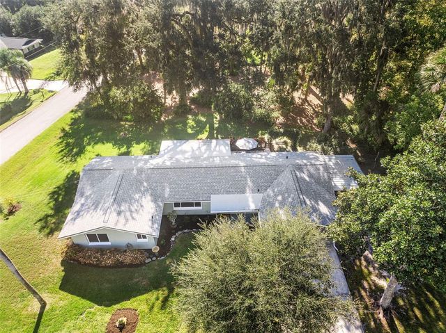 353 LAKE CRESCENT DRIVE, Debary, FL 32713