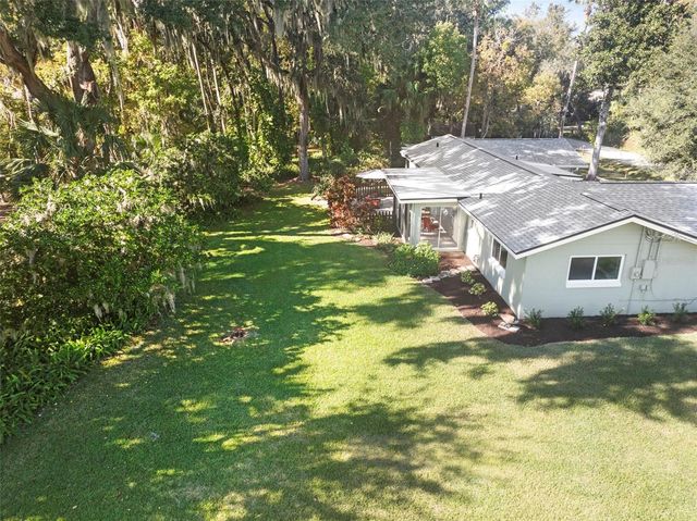 353 LAKE CRESCENT DRIVE, Debary, FL 32713