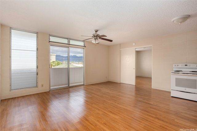 727 Pumehana Street 303, Honolulu, HI 96826